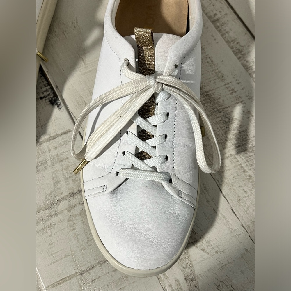 Vionic women’s sneakers - Picture 5 of 7